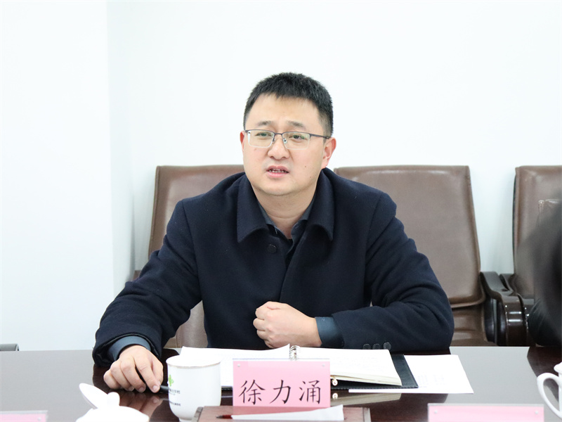 楊武秀會見萬源市委常委、副市長徐力涌一行
